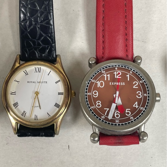 4 men’s quartz watches all working - Picture 3 of 5